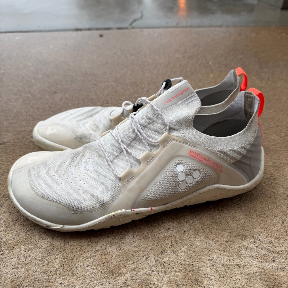 Vivobarefoot sz 40 L